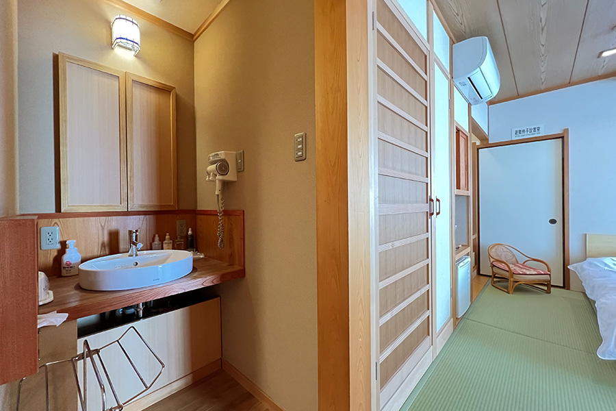 セミダブル&シングル和室